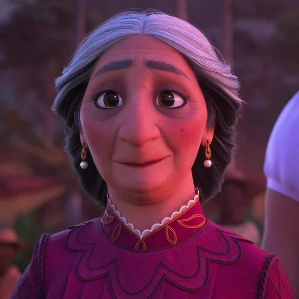 Alma — Encanto : La Fantastique Famille Madrigal