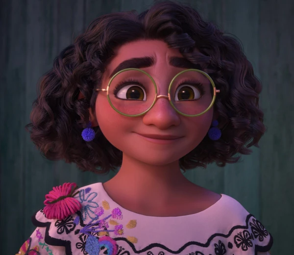 Mirabel — Encanto : La Fantastique Famille Madrigal